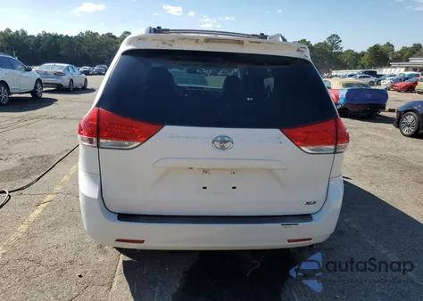 2012 Toyota Sienna Xle из США, поврежденный, VIN 5TDYK3DCXCS177482